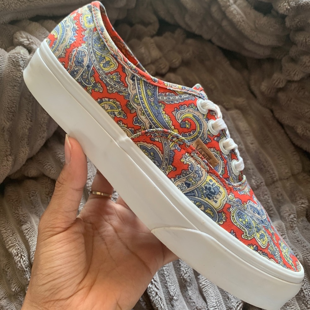 Vans Authentic+